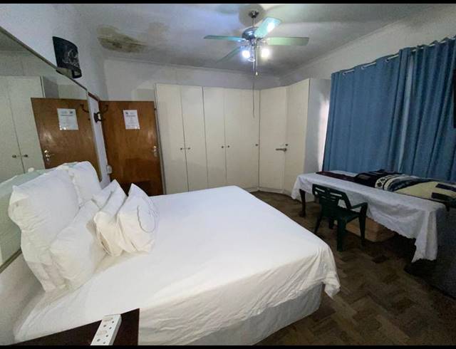 11 BEDROOM HOUSE FOR SALE IN CLAYVILLE EAST